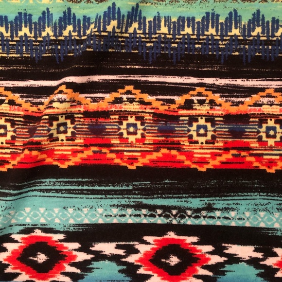 GB Miniskirt with Tribal Print and Zipper Back - Picture 2 of 6